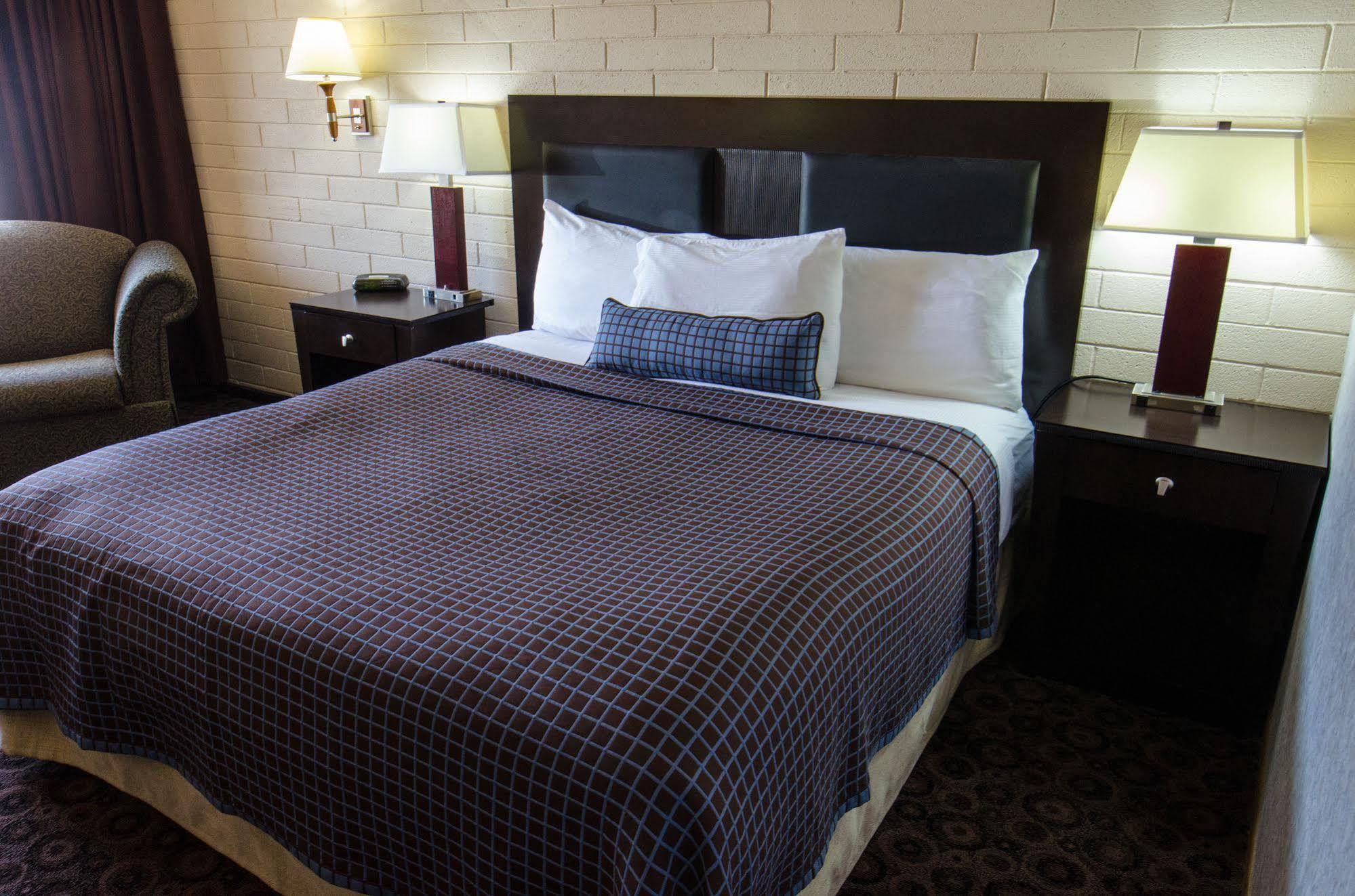 El Rancho Hotel Williston Eksteriør bilde